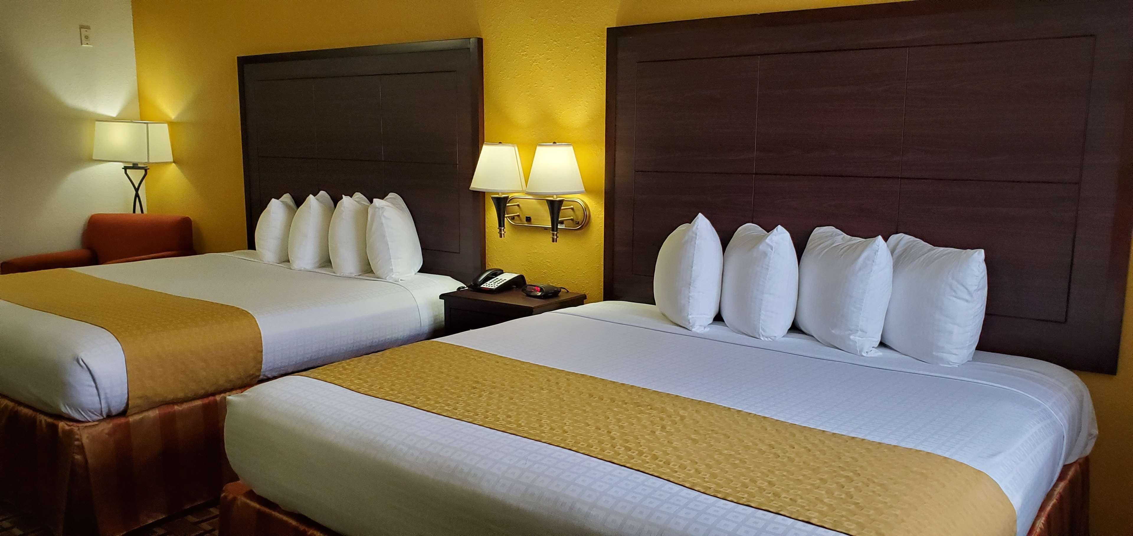 Best Western Executive Inn & Suites Madisonville Exteriör bild